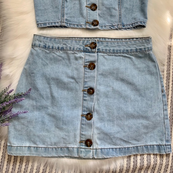 đź–¤JEAN SKIRT AND TOP SET - Picture 3 of 5